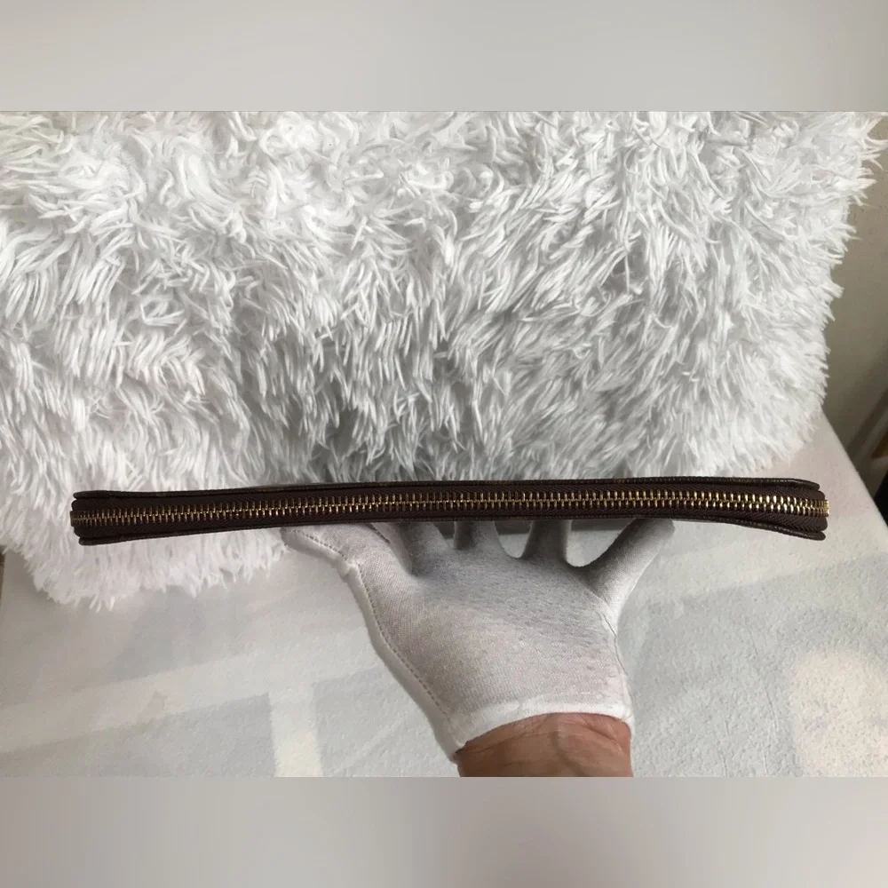 Louis Vuitton Document Holder Monogram